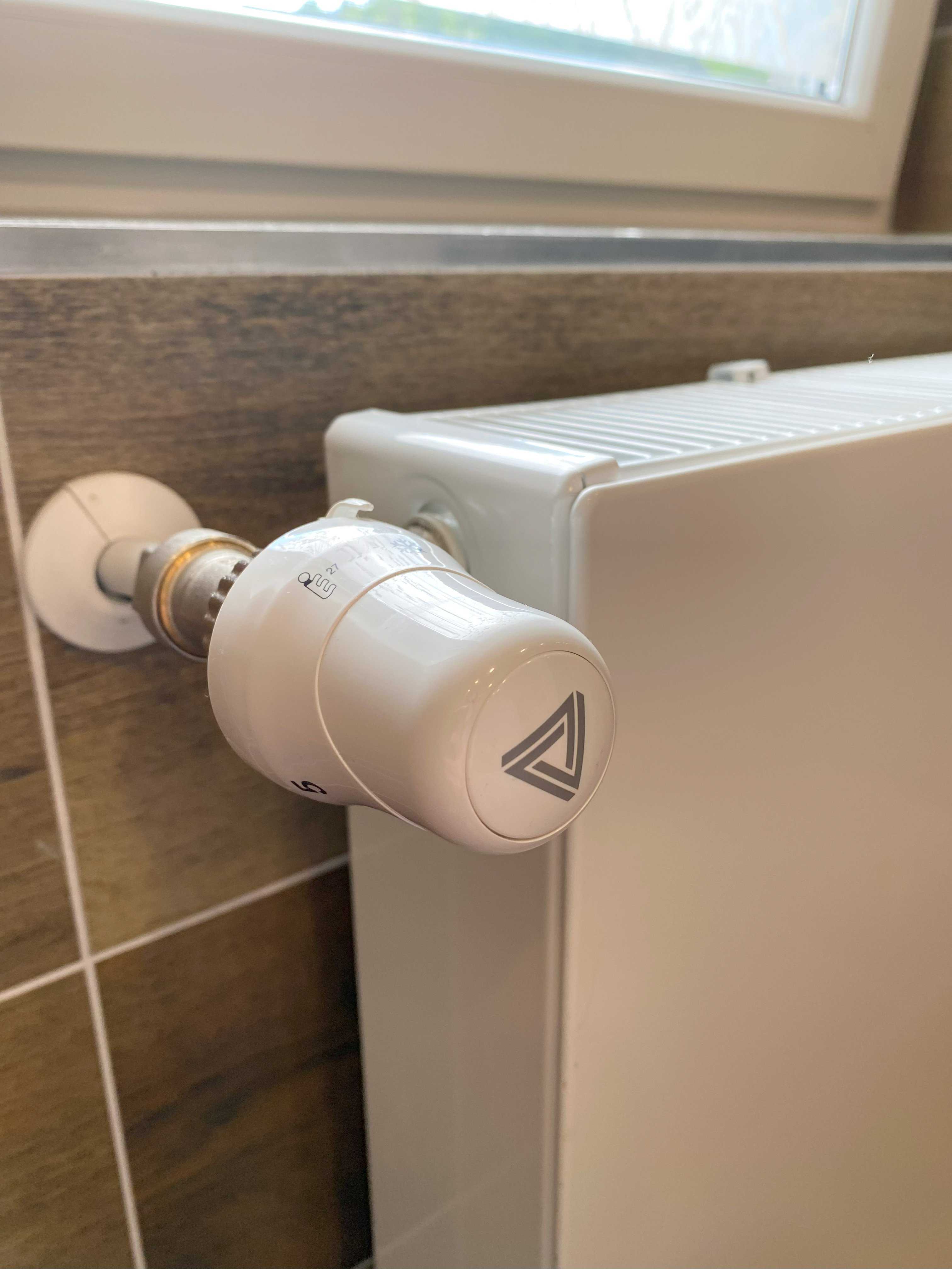 Moderní renovace koupelny v České Lípě - Stavební servis skopeco
